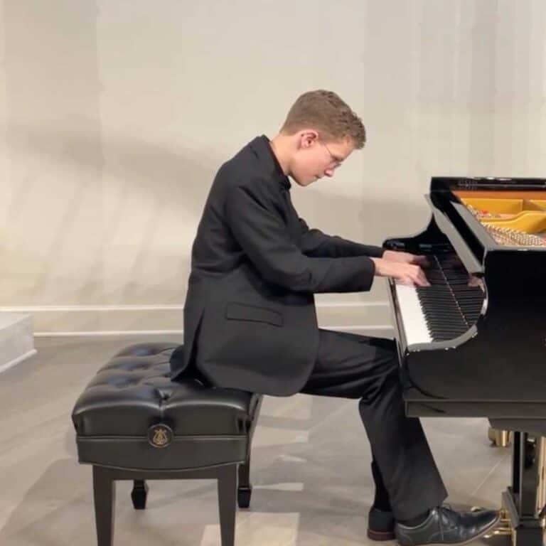 Photo - student playing piano
